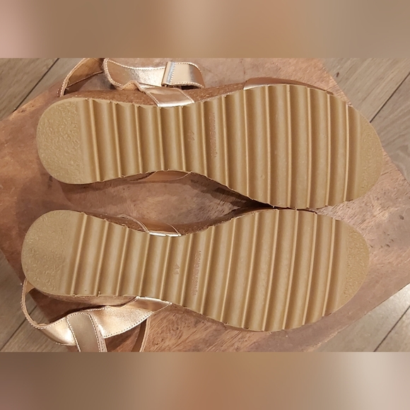 Dorking by Fluchos wedge sandals - Picture 4 of 8